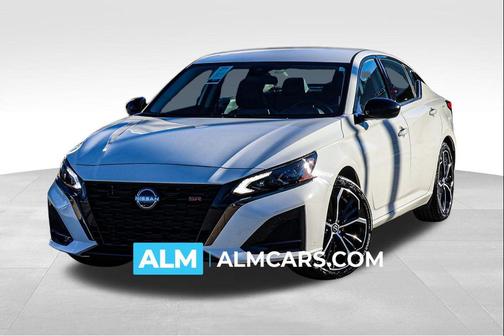 2025 Nissan Altima SR FWD