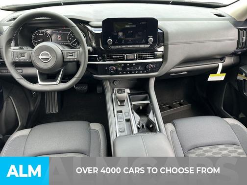 2025 Nissan Pathfinder SV FWD