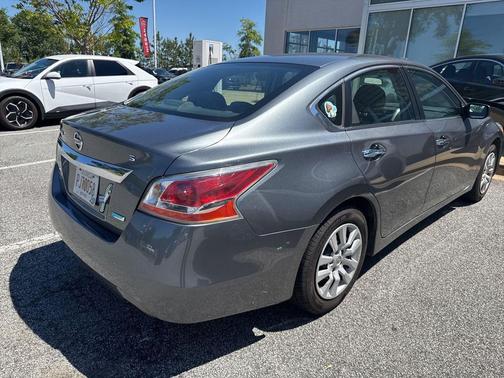 Gun Metallic 2014 Nissan Altima 2.5 S