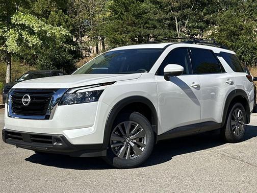 2025 Nissan Pathfinder SV FWD