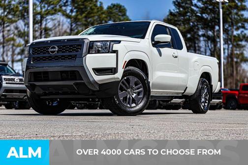 2025 Nissan Frontier SV