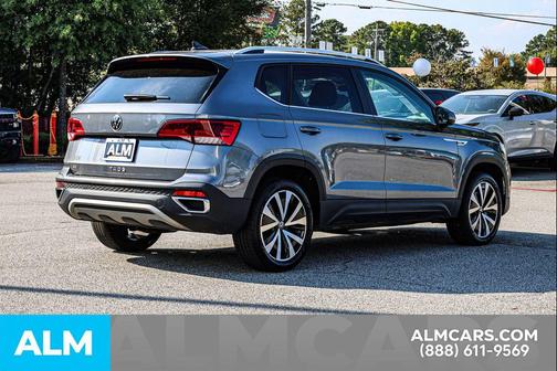 2024 Volkswagen Taos 1.5T SE