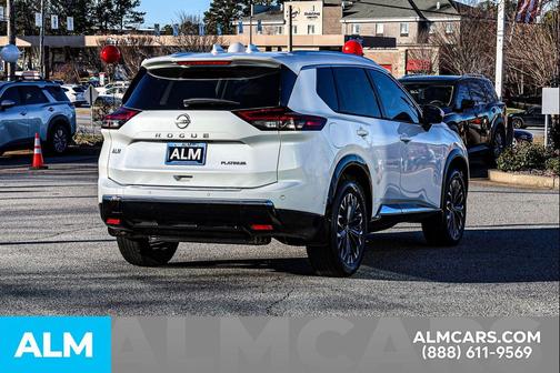 2025 Nissan Rogue Platinum