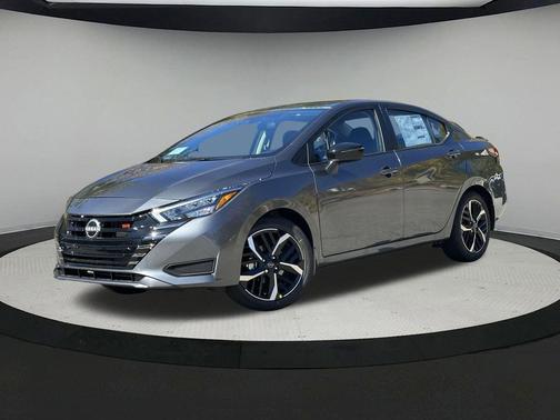 Gun Metallic 2025 Nissan Versa 1.6 S