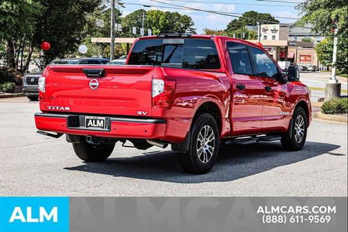 2024 Nissan Titan SV