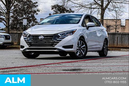 Aspen White Tricoat 2025 Nissan Versa 1.6 SV