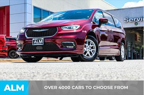2023 Chrysler Pacifica Touring L