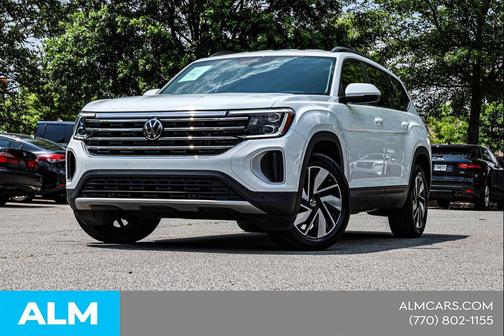 White 2025 Volkswagen Atlas 2.0T SE w/Technology