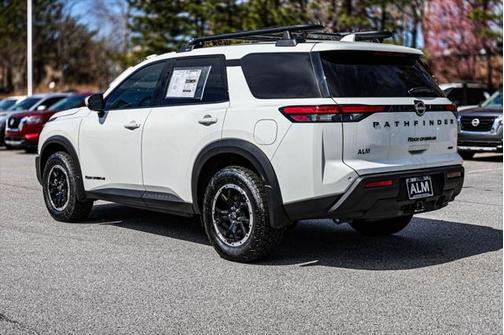 2025 Nissan Pathfinder Rock Creek 4WD