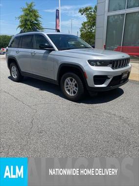 2022 Jeep Grand Cherokee Laredo