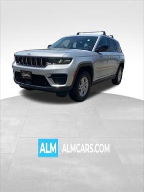 2022 Jeep Grand Cherokee Laredo