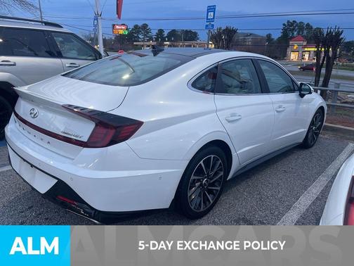 2022 Hyundai SONATA Limited