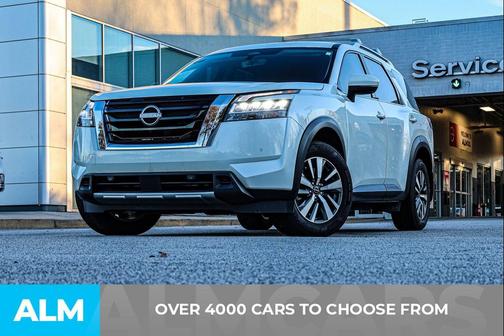 2024 Nissan Pathfinder SL FWD