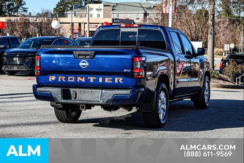 2022 Nissan Frontier SV