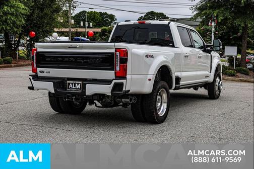 2025 Ford F-450 Platinum