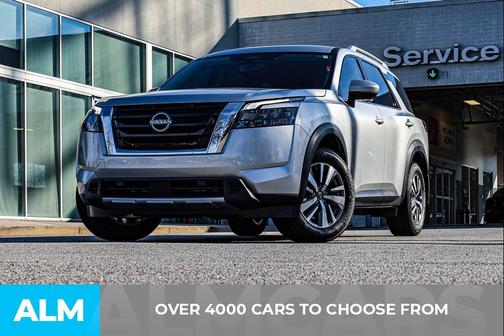 2025 Nissan Pathfinder SL FWD
