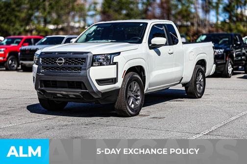 2025 Nissan Frontier SV