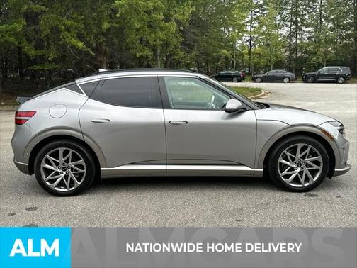 2024 Genesis GV60 Advanced AWD