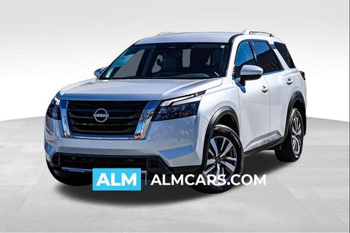 2025 Nissan Pathfinder SL 4WD