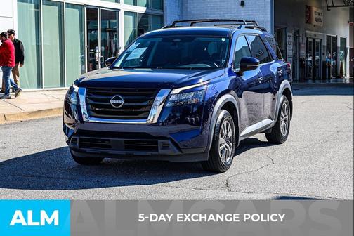 2023 Nissan Pathfinder SV FWD