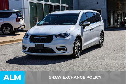 2023 Chrysler Pacifica Hybrid Touring L