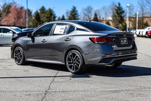 2025 Nissan Sentra SR