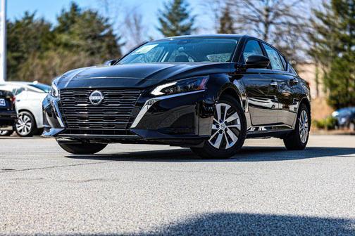 2025 Nissan Altima S FWD