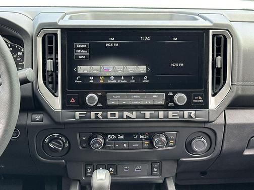 2025 Nissan Frontier SL