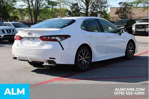 2023 Toyota Camry SE