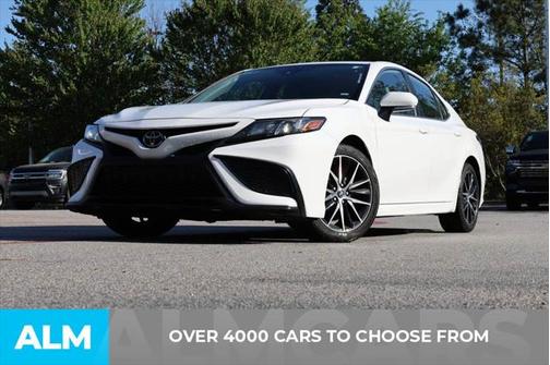2023 Toyota Camry SE