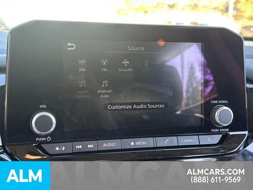 2025 Nissan Pathfinder SV FWD