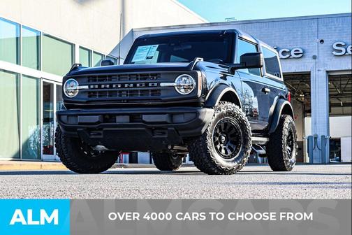 2023 Ford Bronco Base