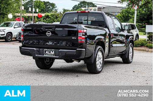 2022 Nissan Frontier SV
