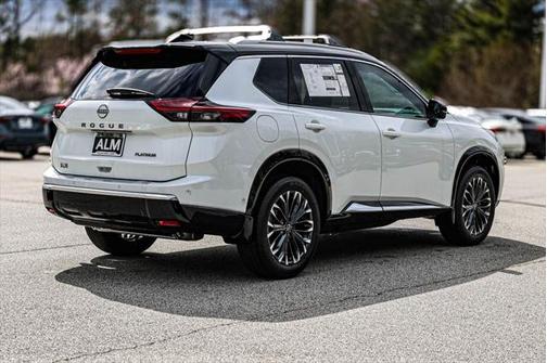 2025 Nissan Rogue Platinum