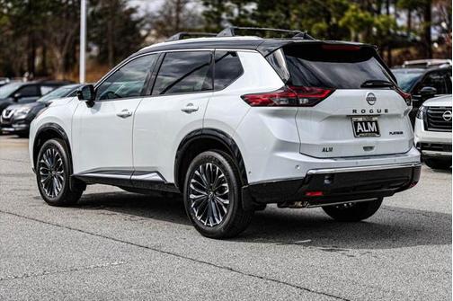2025 Nissan Rogue Platinum