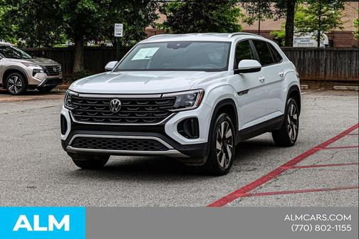 White 2024 Volkswagen Atlas Cross Sport 2.0T SE w/Technology