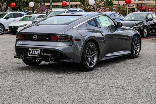 2025 Nissan Z Sport