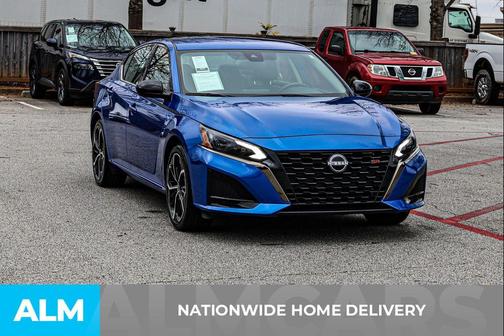 2025 Nissan Altima SR FWD