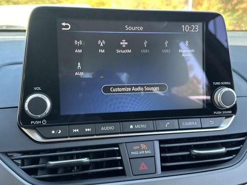 2025 Nissan Altima SR FWD