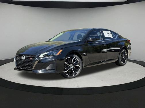 2025 Nissan Altima SR FWD