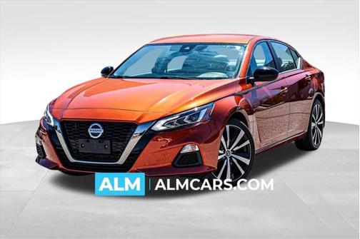 2022 Nissan Altima SR FWD