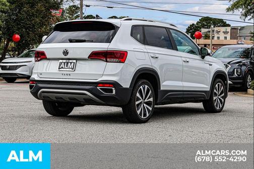 2024 Volkswagen Taos 1.5T SE