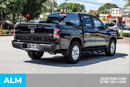 2024 Nissan Frontier SV