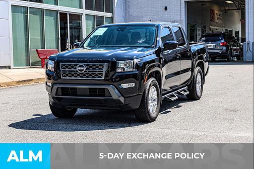 2024 Nissan Frontier SV