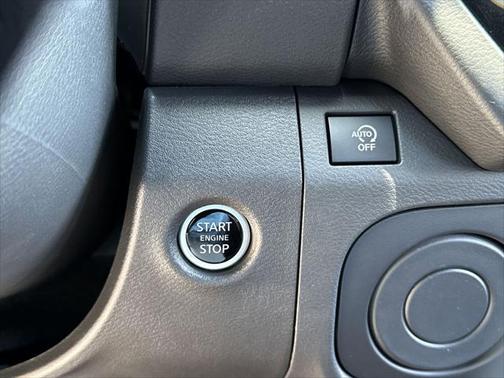 2025 Nissan Frontier PRO-X