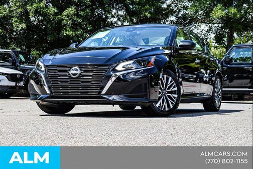 Super Black Clearcoat 2025 Nissan Altima 2.5 SV