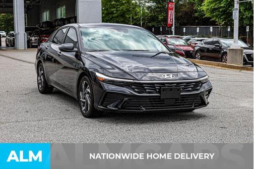 2024 Hyundai ELANTRA Limited