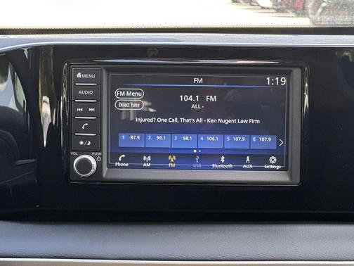 2025 Nissan Kicks S