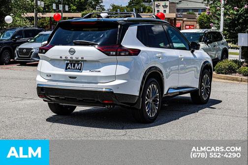 2025 Nissan Rogue Platinum