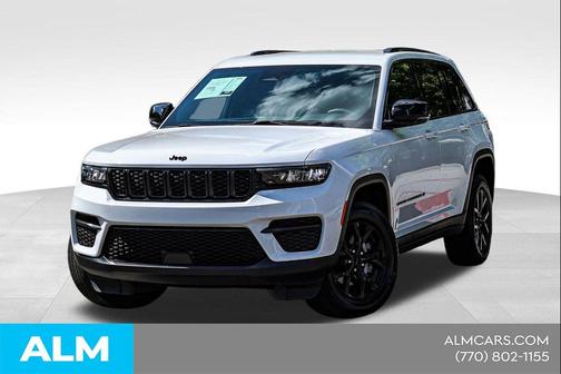 Bright White Clearcoat 2025 Jeep Grand Cherokee Altitude